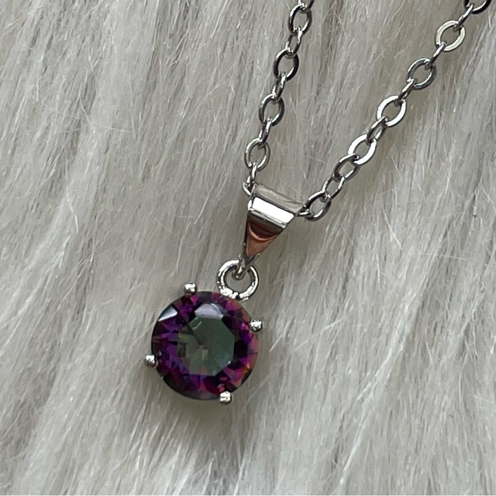 Rainbow rhinestones necklace